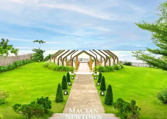 Mactan Newtown Staycation Near Airport & Apartment *